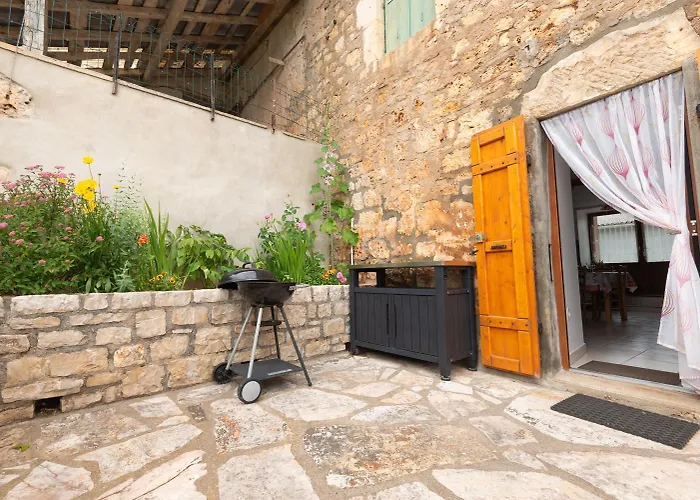 Holiday home Le Jardin D'irma 3/4 Personnes Laval-du-Tarn